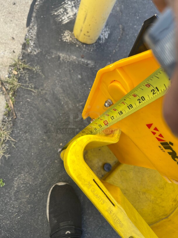 Global Industrial Mop Bucket And Wringer Combo 38 Qt., Down Press, Yellow - Image 8 of 8