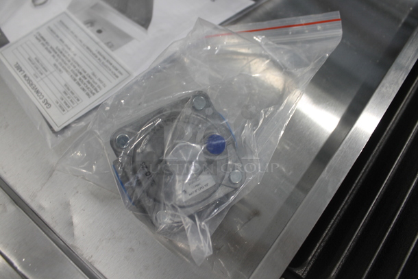 BRAND NEW SCRATCH AND DENT! Cooking Performance Group CPG 351CRCPG48NL Stainless Steel Commercial Countertop Natural Gas Powered Radiant Charbroiler Grill. 160,000 BTU - Image 8 of 9