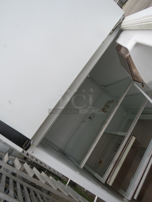 One Hotpoint Refrigerator/Freezer. 31.5X29X67 - Image 2 of 2