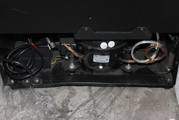 BRAND NEW SCRATCH AND DENT! Danby DWC113BLSDB 38 Bottle Freestanding Dual Zone Wine Cooler Merchandiser. 115 Volts, 1 Phase. Tested and Working!
 - Image 4 of 4