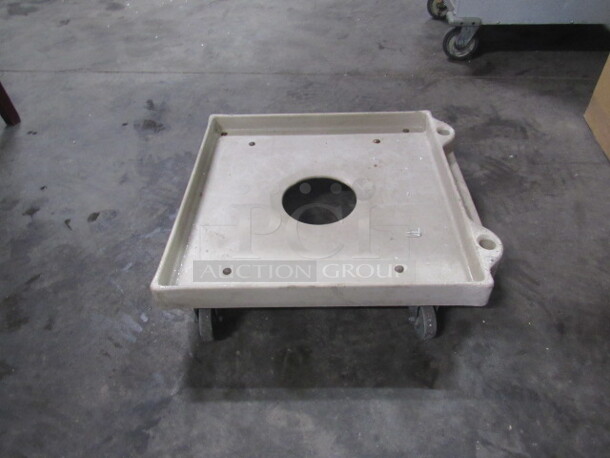 One Vollrath Dish Dolly