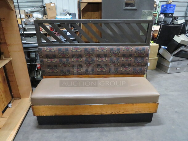 One Single Sided Booth With Cushioned Seat And Back, With 2 Menu Holders And Fold Out Shelf Attached To The Back Of The Booth See Pics. 60.5X23X49 - Image 1 of 4