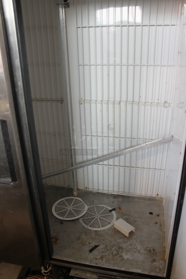 True T-49F Stainless Steel Commercial 2 Door Reach In Freezer. 115 Volts, 1 Phase. Tested and Powers On But Does Not Get Cold - Image 6 of 8