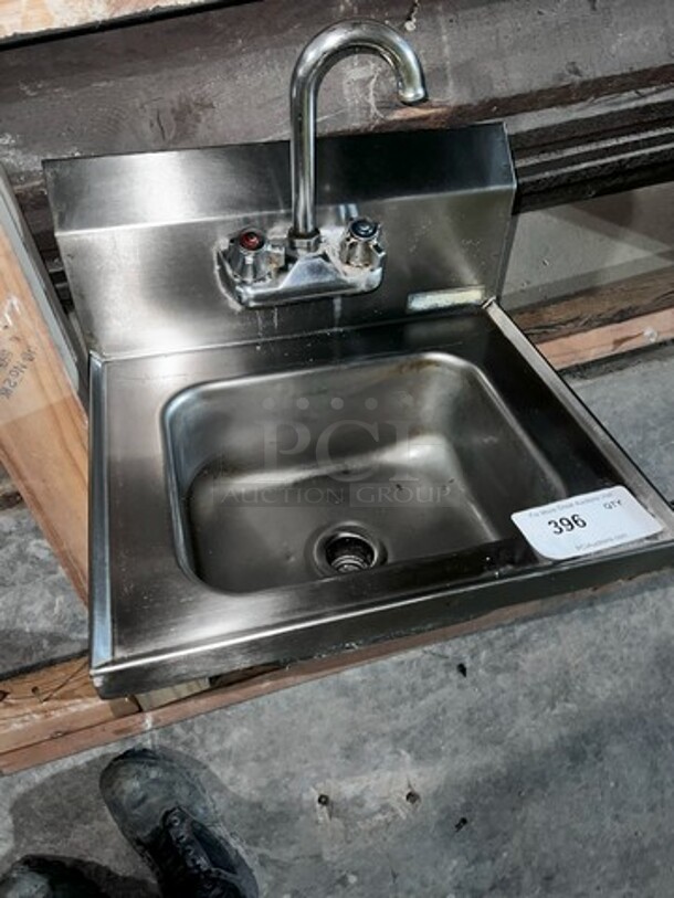 Hand Washing Sink W/Faucet 
