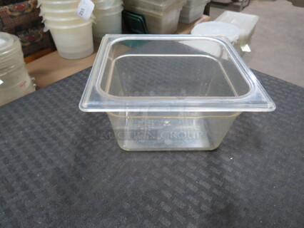 1/6 Size 4 Inch Deep Food Storage Container. 5XBID