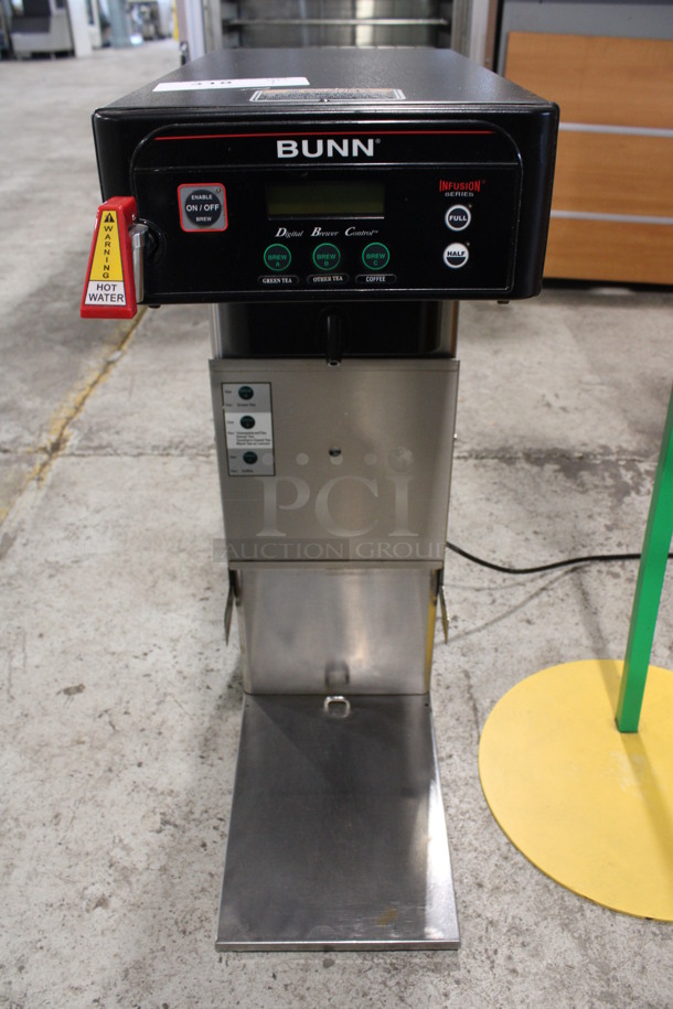Bunn Model ITCB-DV Metal Commercial Countertop Iced Tea Machine. 120 Volts, 1 Phase. 10x24x31
