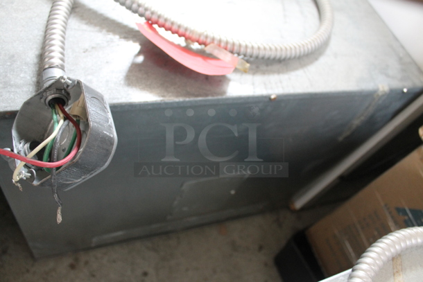 Amana AOCS3040SS Stainless Steel Commercial Electric Powered Oven. 120/208-240 Volts.  - Image 7 of 9