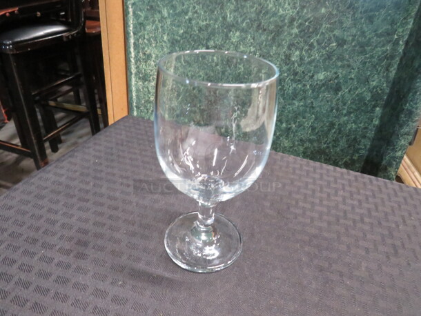 Stem Water/Wine Glass. 10XBID