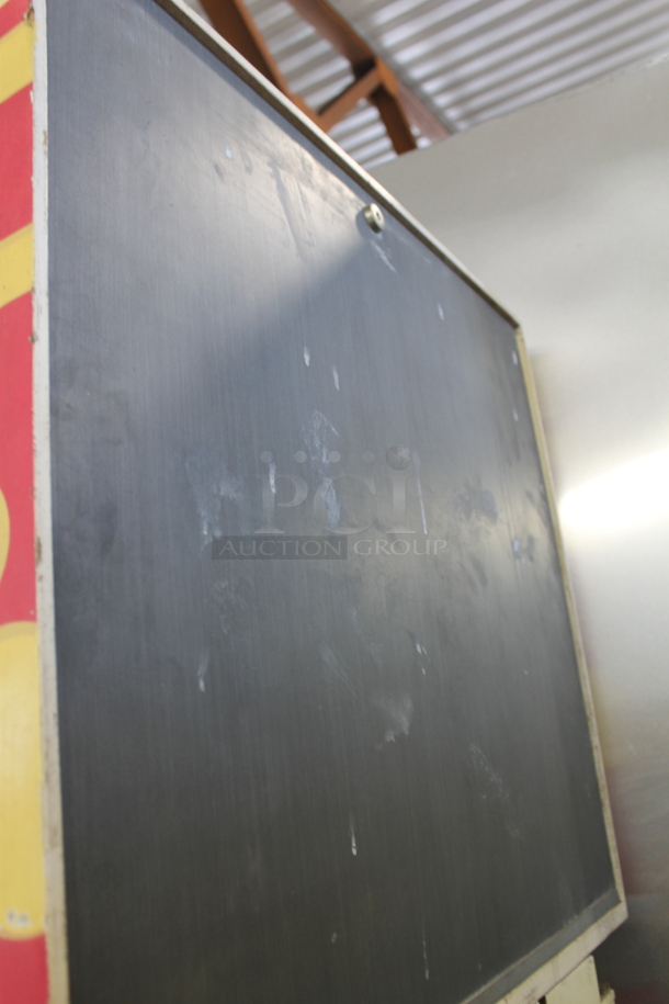 Bally Old Chicago Metal Commercial Floor Style Coin Operated Pinball Machine. Comes w/ Keys. Tested and Powers On! - Image 8 of 10