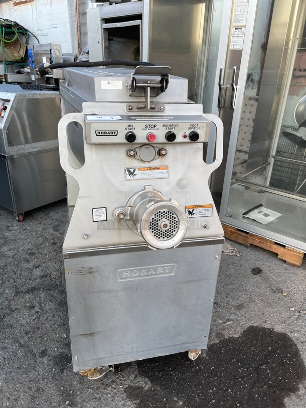 WOW! Hobart MG2032-7 Prime Meat Grinder w/ 200-lb Capacity - 7 1/2 hp Grind Motor, 1 hp Mix Motor, 220 v/3ph Tested and Working - Image 2 of 10