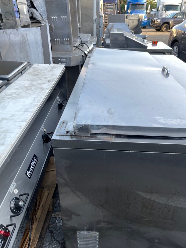 Nice! True Mega Top Commercial Refrigerated Cooler with Two Doors NSF 115 Volt Tested and Working! - Image 7 of 9