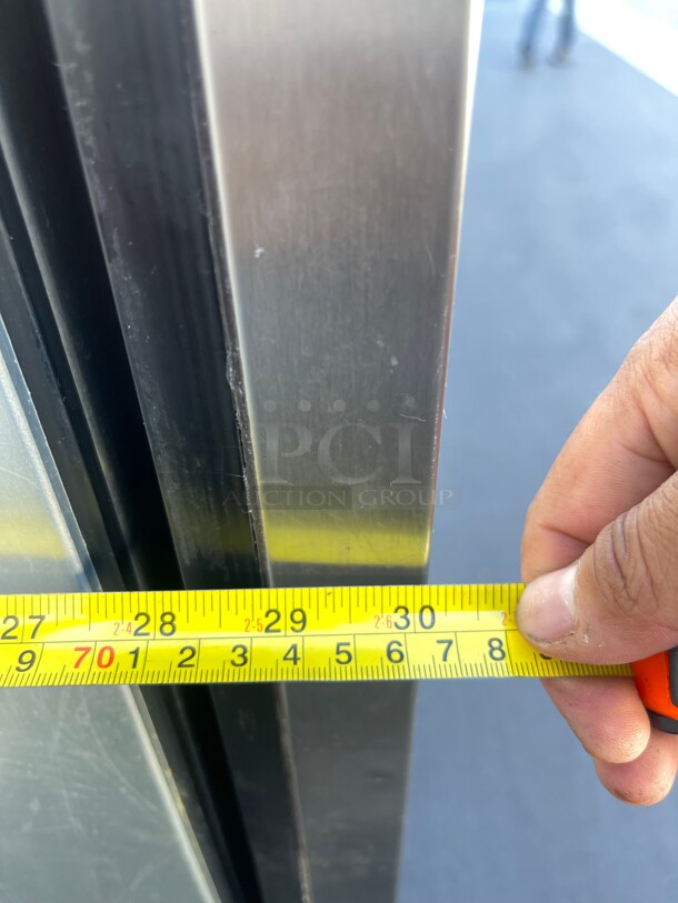 Nice! True T-49 Two Door Commercial Refrigerator NSF 115 Volt Tested and Working! - Image 7 of 8