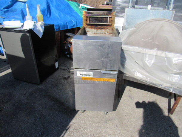 One Stainless Steel Natural Gas Frymaster Deep Fryer. Model# GF14SE. 16X31X45