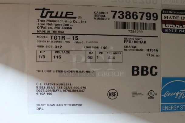 2012 True TG1R-1S ENERGY STAR Stainless Steel Commercial Single Door Reach In Cooler w/ Poly Coated Racks. 115 Volts, 1 Phase. Tested and Powers On But Does Not Get Cold - Image 5 of 5