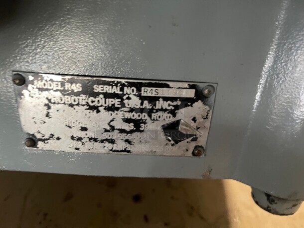 Robot Coupe R4S Commercial Food Processor NSF Need a Blade Tested and Working - Image 6 of 10