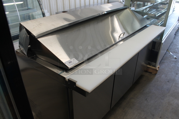 BRAND NEW SCRATCH AND DENT! Avantco 178APT71MHC Stainless Steel Commercial 71" Sandwich Salad Prep Table Bain Marie Mega Top on Commercial Casters. Tested and Working! - Image 2 of 7