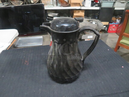 Update Insulated Hot/Cold Swirl Carafe. 2XBID