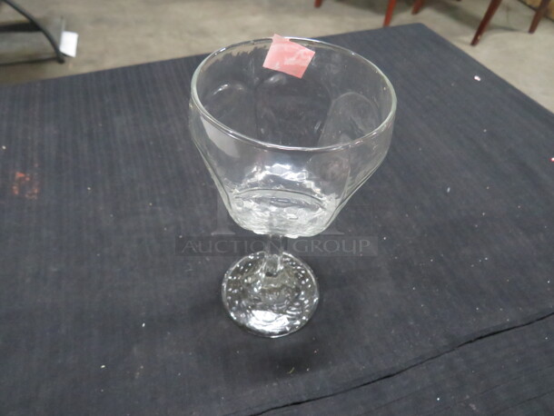 Stem Glass. 12XBID - Image 2 of 2