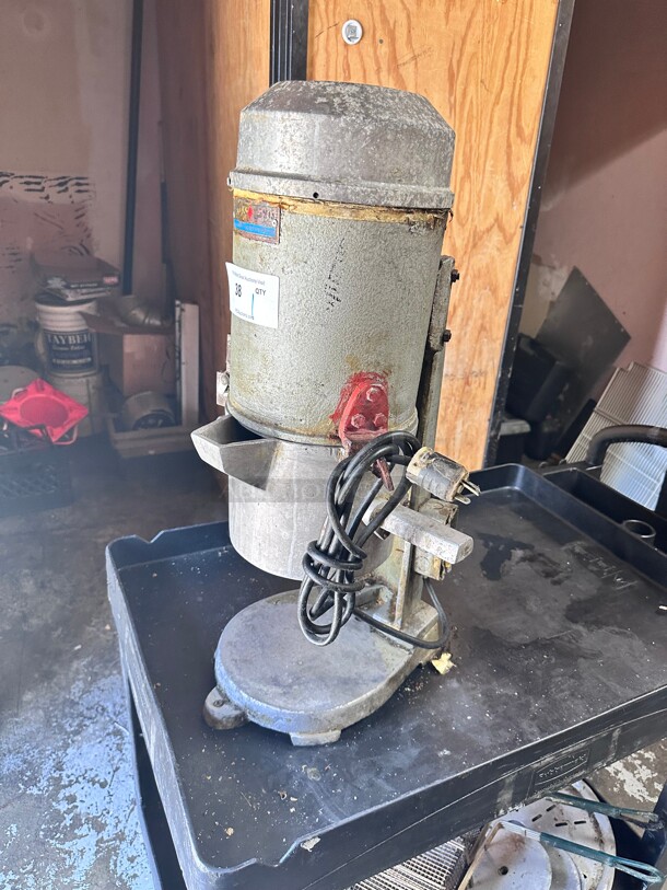 Working! Dalati Commercial Food Processor Heavy Duty Hummus Processing Machine 220 Volt 1 Phase Tested and Working! - Image 2 of 6