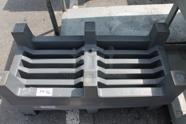 Gray Poly Dunnage Rack. - Image 5 of 5