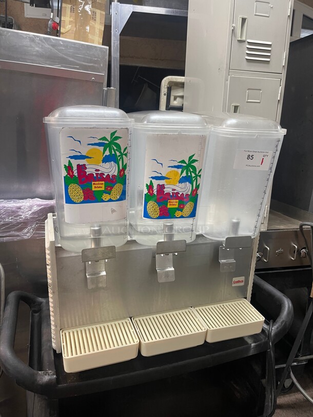 Working! Crathco D35-3 Refrigerated Drink Dispenser w/ (3) 5 gal Bowls, Pre Mix, 115v NSF Tested and Working! 25x16x26 