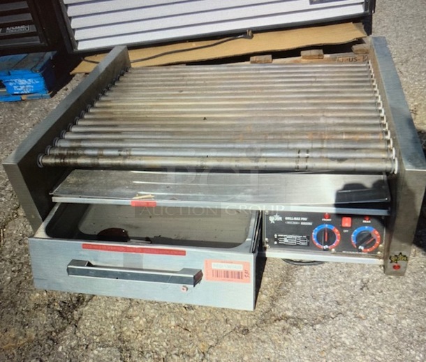 One Star Grill Max Pro Hot Dog Roller Grill With 1 Drawer. 120 Volt. Model# 75. 36X28X12. $6319.00