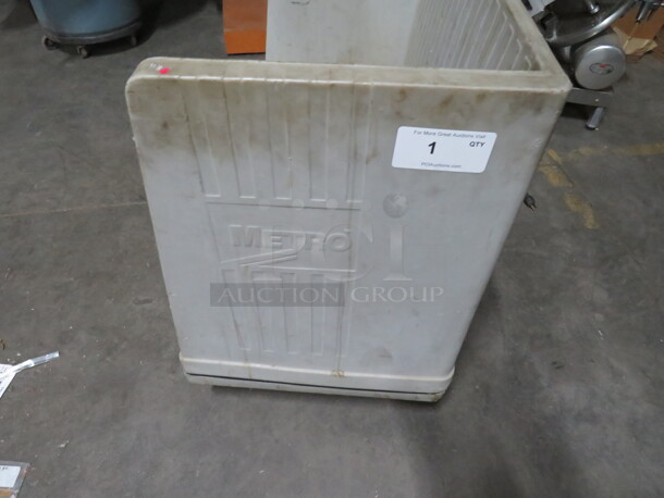 One Metro Single Sided Cart On Casters. Model# SSD16. 39X20X30. $843.00 - Image 2 of 3