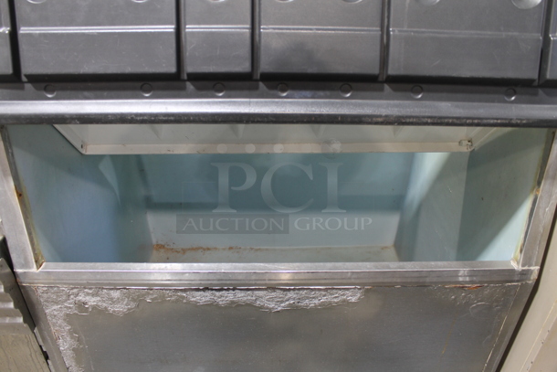 Hoshizaki KM-501MAH Stainless Steel Commercial Ice Head on Commercial Ice Bin. 115-120 Volts, 1 Phase. - Image 5 of 7