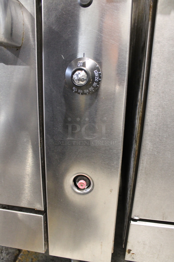 LATE MODEL! Vulcan 36S-6BN Stainless Steel Commercial Natural Gas Powered 6 Burner Range w/ Oven, Over Shelf and Back Splash. - Image 8 of 12