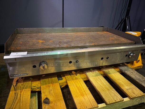 Toastmaster 48" Countertop Griddle (Missing 2 knobs) - Image 4 of 6