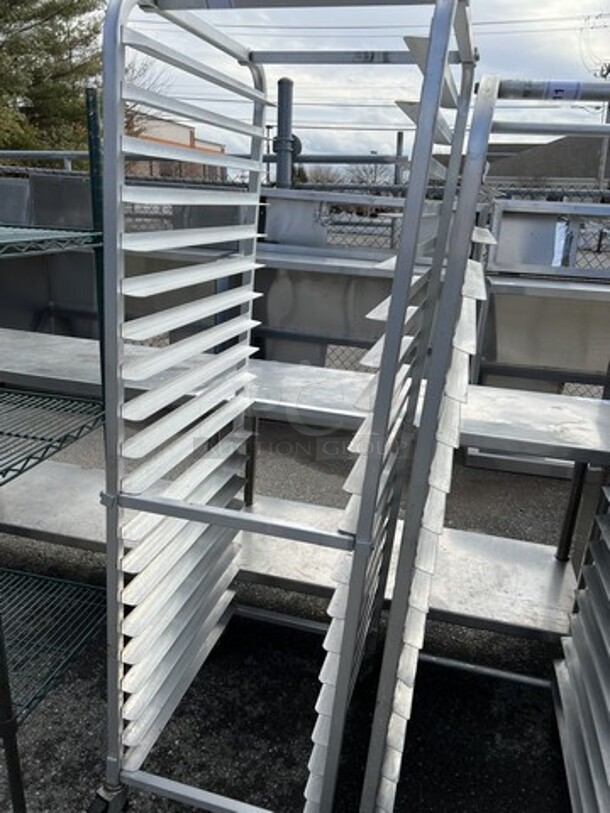 Metal Commercial Transport Pan Rack on Commercial Casters. 20.5x28x69 - Image 3 of 3