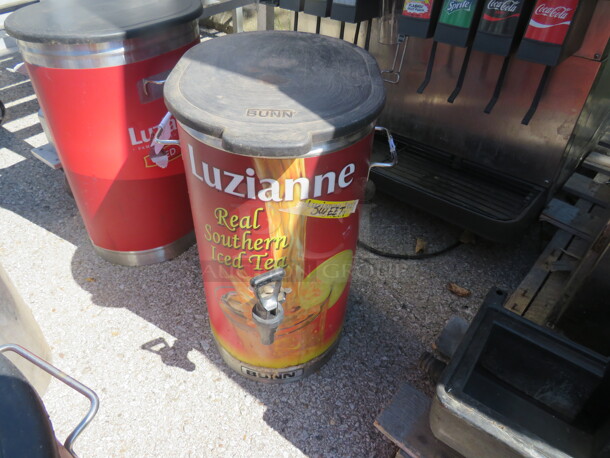 One Bunn Tea Satellite With Lid And Spigot.  - Image 1 of 1