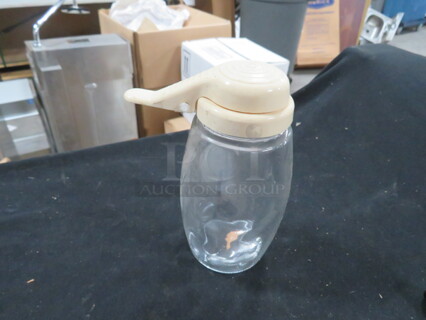 NEW Syrup Pourer. 10XBID