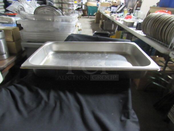 One Full Size 2.5 Inch Deep Hotel Pan.  - Image 1 of 1