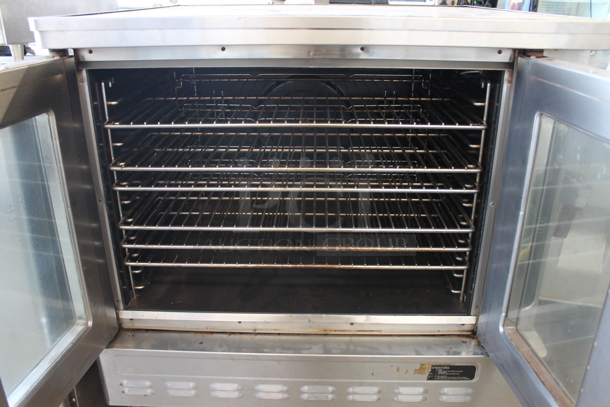 Blodgett Stainless Steel Commercial Natural Gas Powered Full Size Convection Oven w/ View Through Doors and Metal Oven Racks. - Image 3 of 7