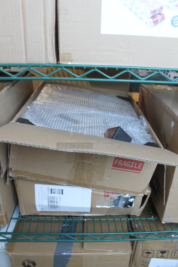 ALL ONE MONEY! Tier Lot of Various BRAND NEW SCRATCH AND DENT! Items Including Sixteen Piece Beverage Set, Baskets and Poly Storage Bins - Image 4 of 5