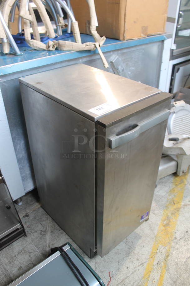Manitowoc SMS050A002 Stainless Steel Commercial Self Contained Undercounter Slim Line Ice Machine. 115 Volts, 1 Phase. - Image 2 of 6