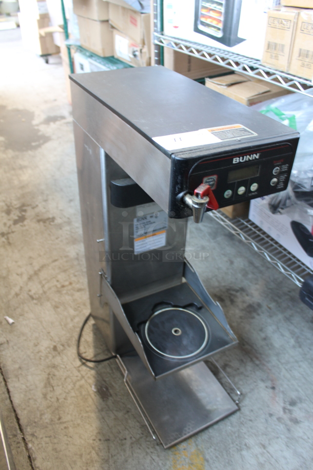 2010 Bunn ITCB-DV Stainless Steel Commercial Countertop Iced Tea Machine w/ Hot Water Dispenser. 120 Volts, 1 Phase.  - Image 3 of 9