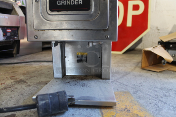 Bunn G92 HD Stainless Steel Commercial Countertop Coffee Bean Grinder. 120 Volts, 1 Phase. Tested and Powers On, Left Side Is Working But Right Side Parts Do Not Move - Image 4 of 8
