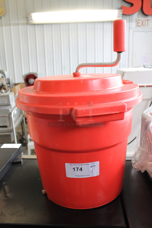 Chef Master Red Poly Lettuce Spinner Salad Spinner. - Image 1 of 3