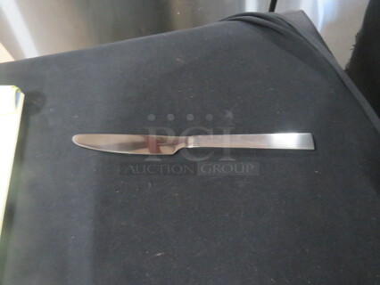 NEW Blackwood Dinner Knife. #600129. 12XBID
