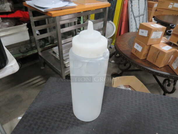 Large Squeeze Bottle With Lid. 3XBID - Image 1 of 1