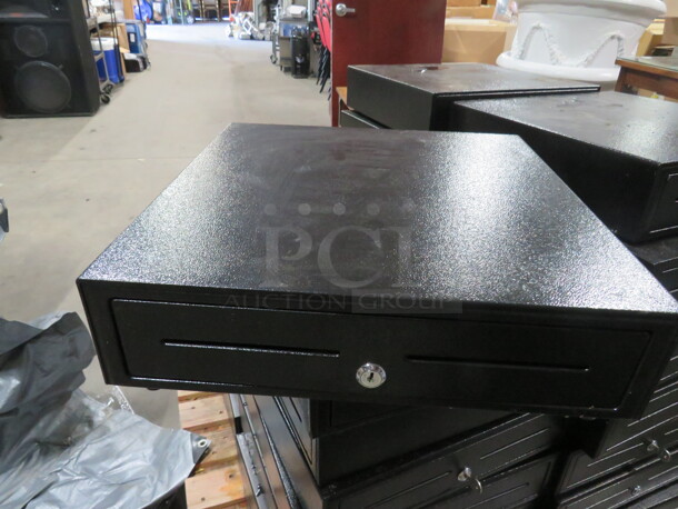 One MMF Cash Drawer. Model# Printer Driven. $196.76 - Image 1 of 2