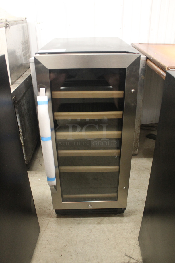 BRAND NEW SCRATCH AND DENT! Avanti WC3015S3S 30 Bottle Black Wine Chiller With Wood Accent Shelving. 115V. Tested And Working!  - Image 1 of 6