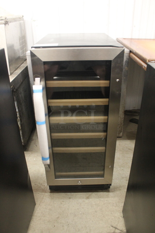 BRAND NEW SCRATCH AND DENT! Avanti WC3015S3S 30 Bottle Black Wine Chiller With Wood Accent Shelving. 115V. Tested And Working! 