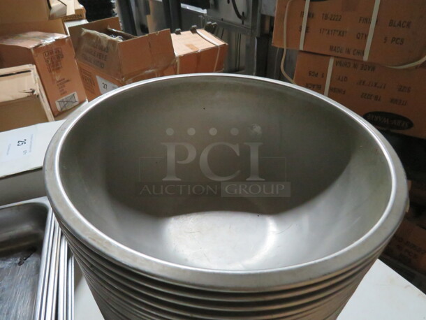 13 Inch Stainless Steel Mixing Bowl. 3XBID - Image 1 of 1