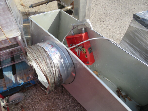 One Stainless Steel 10 Foot Hood System With Filters, Ventilator #AH28B RF, And Return Air #AHSF5RF. 115 Volt.  - Image 4 of 5