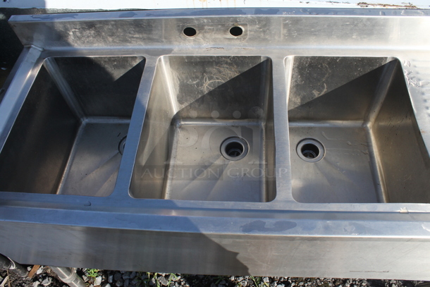 Stainless Steel Commercial 3 Bay Back Bar Sink w/ Right Side Drain Board. - Image 2 of 4