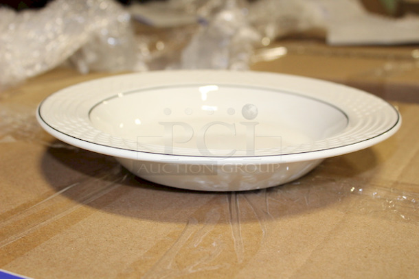 AWESOME! 25 Sterling China 12oz Soup Bowls - Image 3 of 3