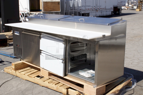 BRAND NEW SCRATCH & DENT! Avantco SSPPT-3F 94" 2 Door Refrigerated Pizza Prep Table with 2 Drawers - Door Is Missing - TESTED! WORKS PERFECT!!  - Image 5 of 8